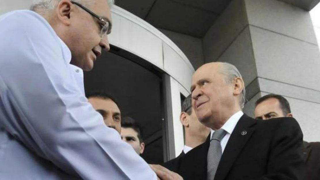 Devlet Bahçeli 'dinlen' diyen doktorunu dinlemiyor