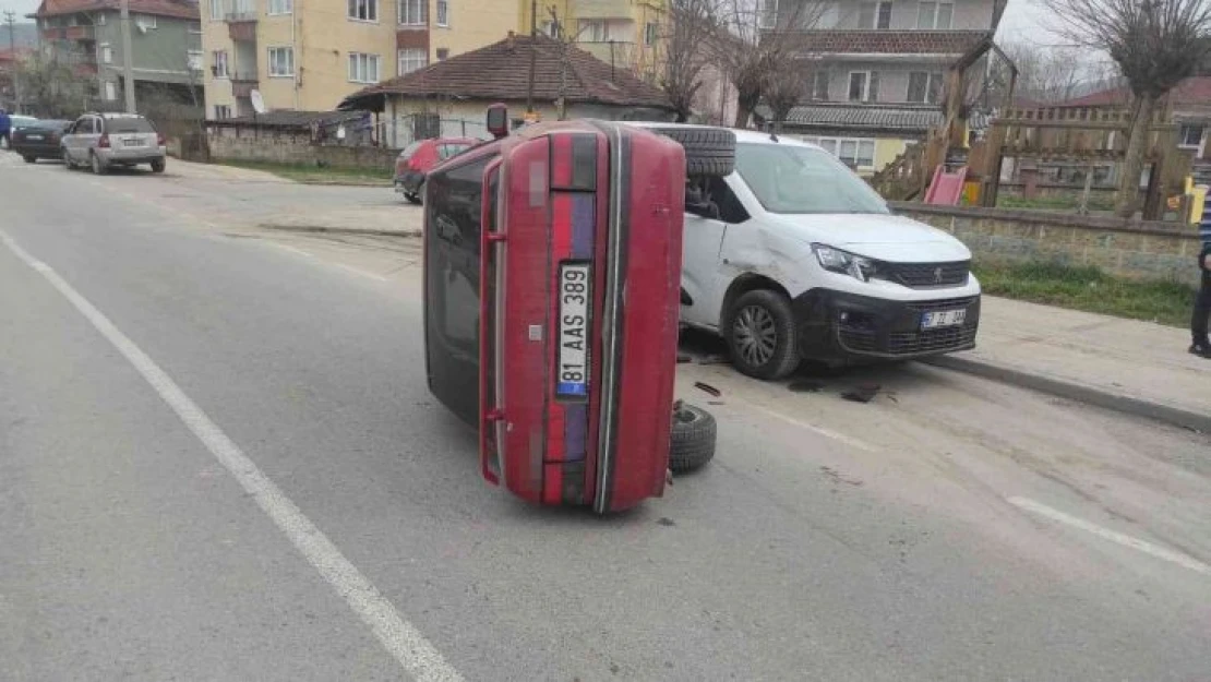 Direksiyonda kan şekeri düşünce aracıyla takla attı