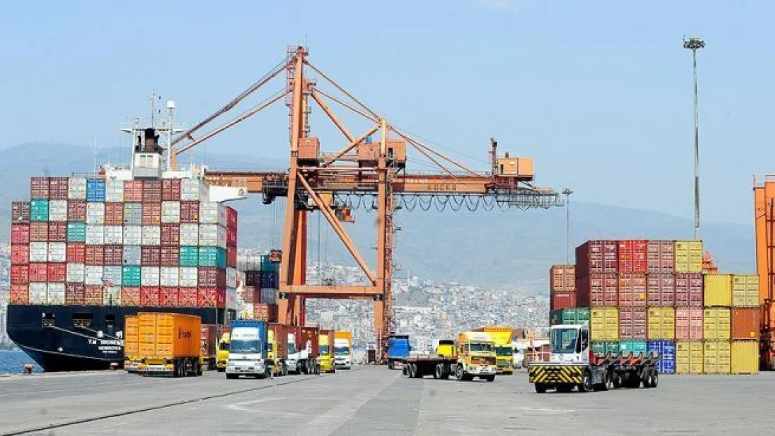 Dış ticaret açığı azaldı