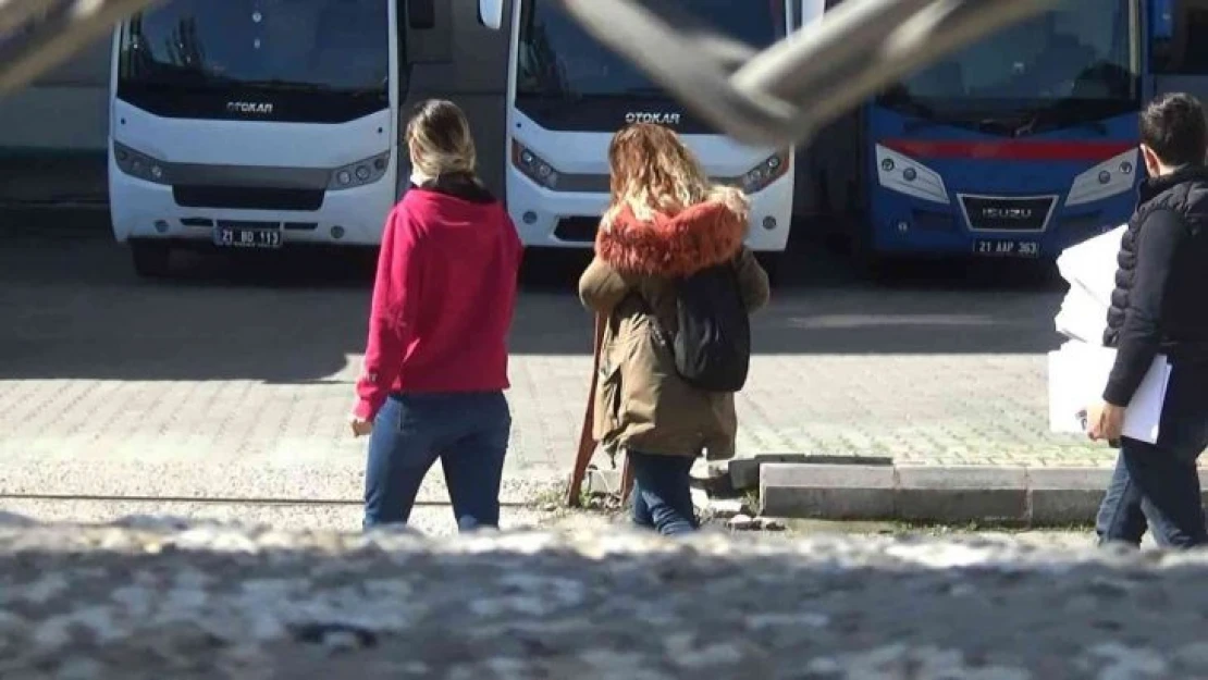 Diyarbakır'da 21 aylık kızını darp eden kadın, adliyeye sevk edildi