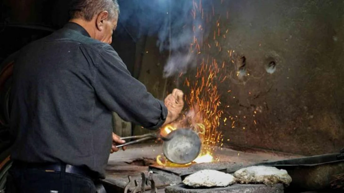 Diyarbakır'ın son kalaycıları modern çağa direniyor