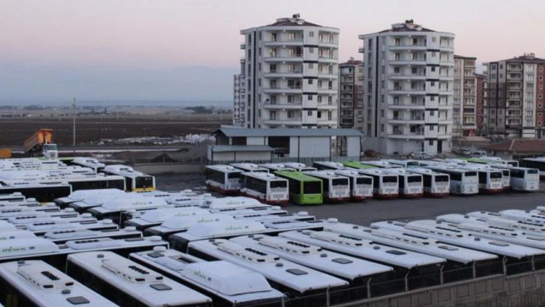 Diyarbakır'da 'eylem çağrısı' yaşamı olumsuz etkiledi