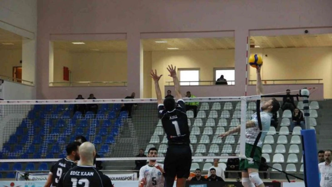 Efeler Ligi: Bingöl Solhan Spor: 3 - Bursa BBSK: 2