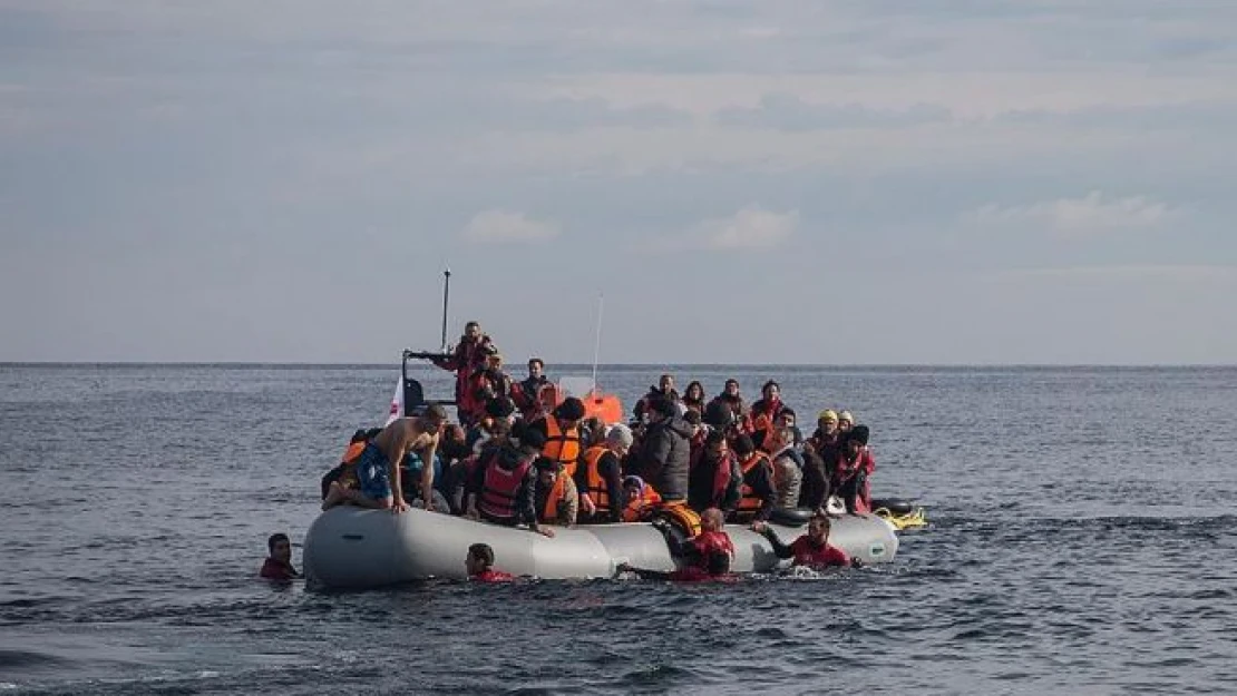 Ege Denizi'nde sığınmacı botu battı, 3 çocuk öldü