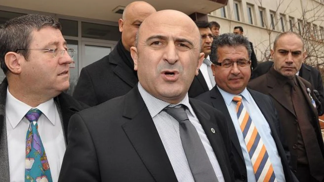 Eminağaoğlu'na 'cumhurbaşkanına hakaretten' soruşturma