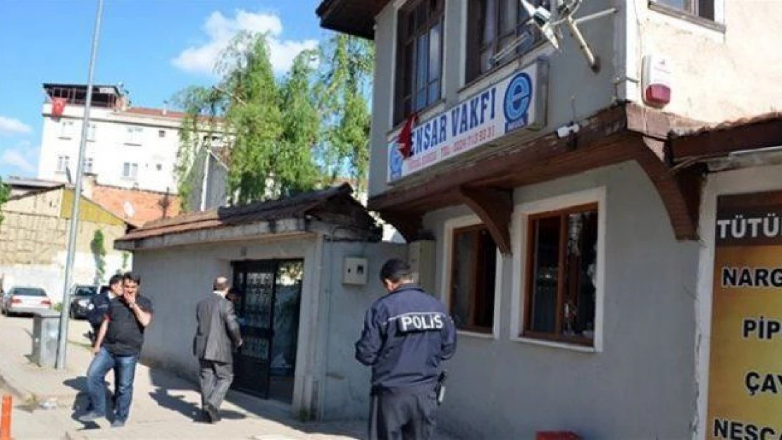 Ensar Vakfı İnegöl Şubesi'ne saldırı