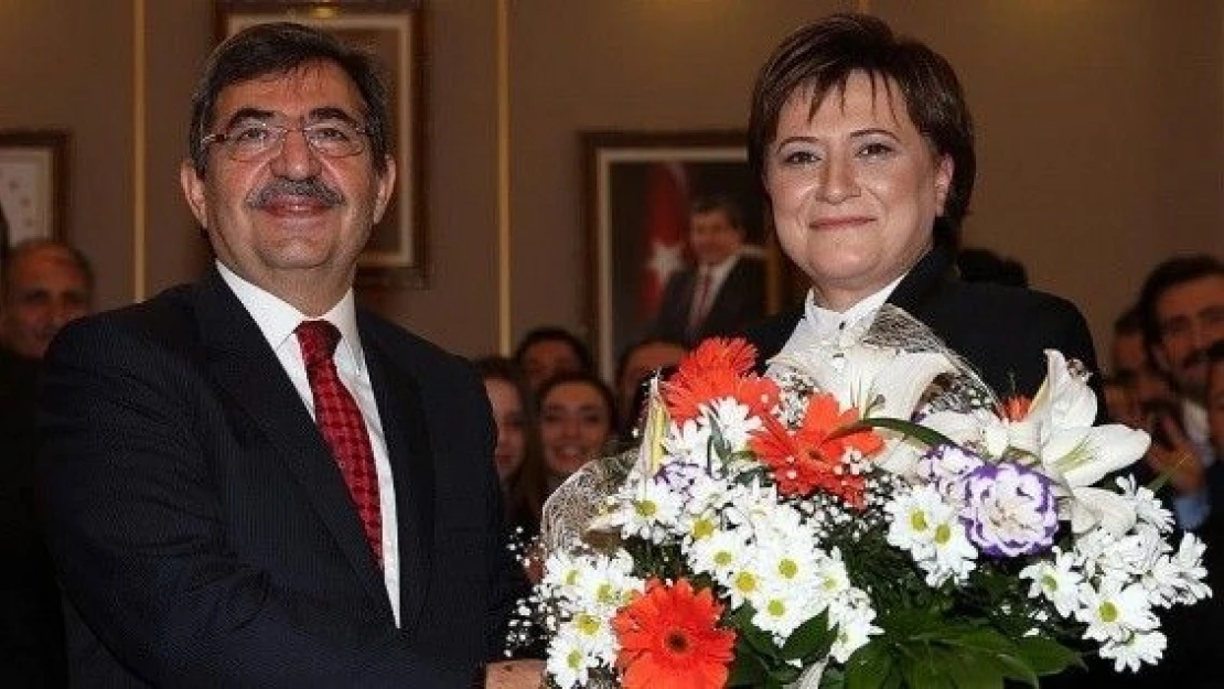 Fatma Güldemet Sarı, görevi İdris Güllüce'den devraldı