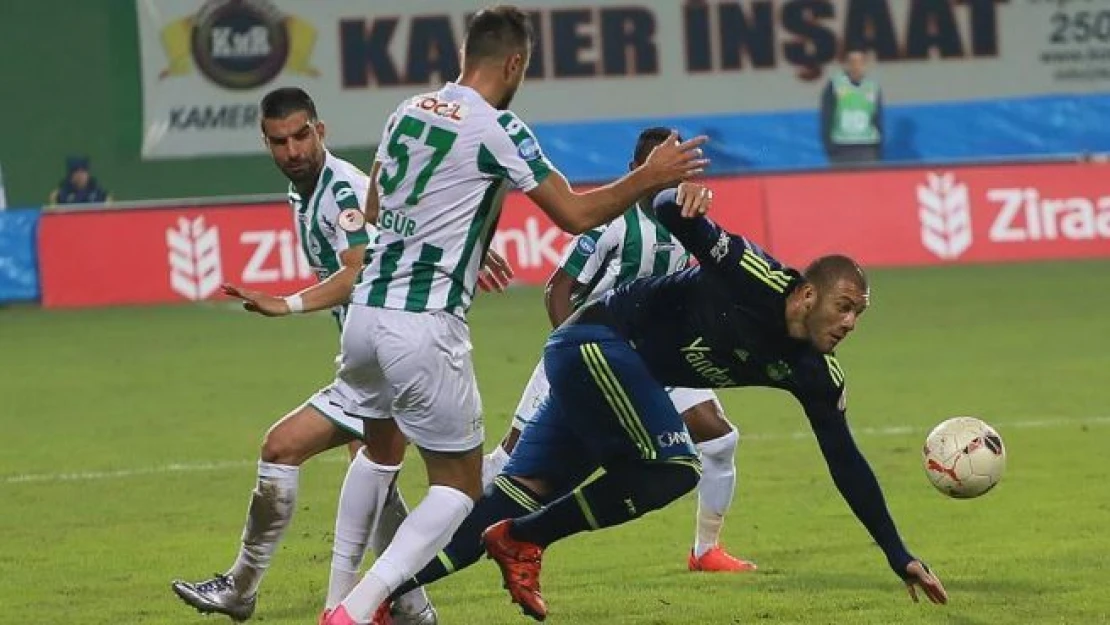 Fenerbahçe Giresun deplasmanını iki golle geçti