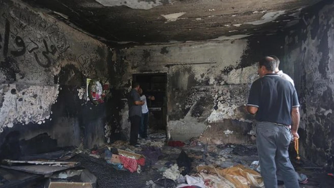 Filistinli ailenin yakılmasını kutlayanlar tutuksuz yargılanacak