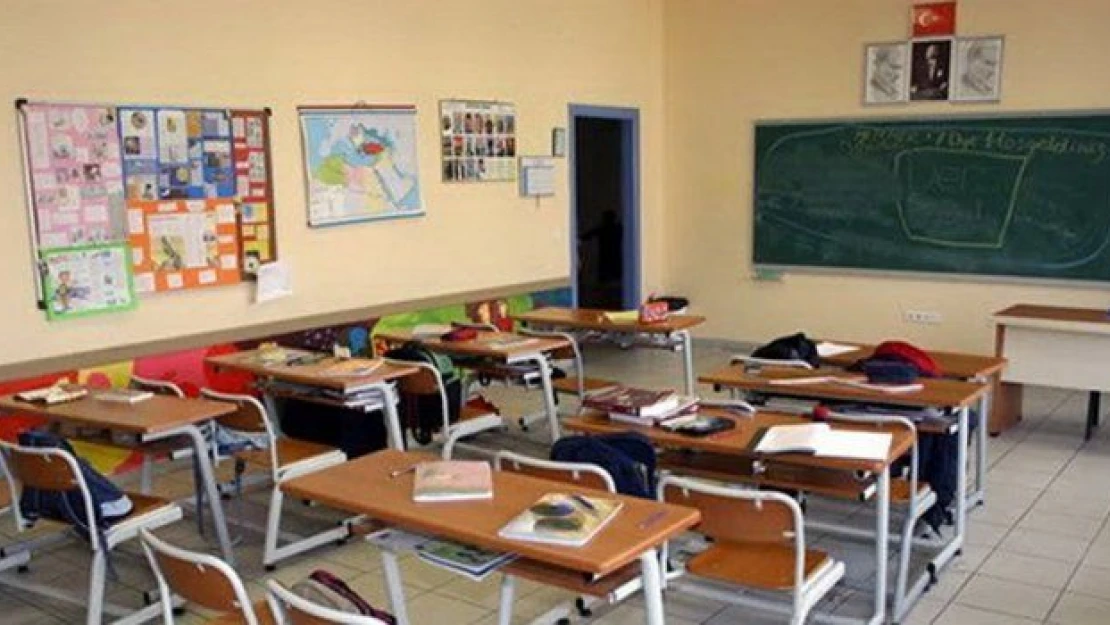 Flaş...Flaş...Ders saati, ders sayısı azalıyor