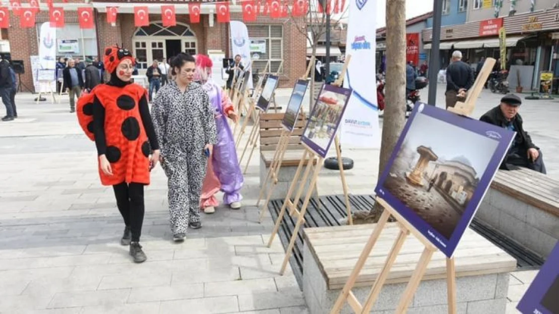 Fotoğraflarla Yenişehir sergisine yoğun ilgi