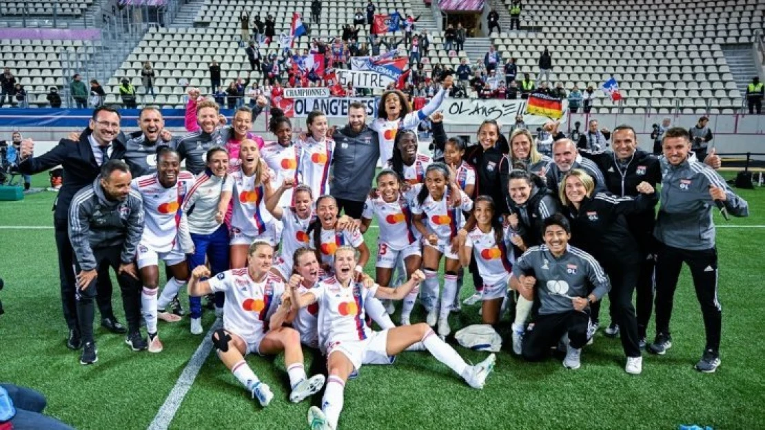 Fransa Kadınlar 1. Lig şampiyonu Olympique Lyon