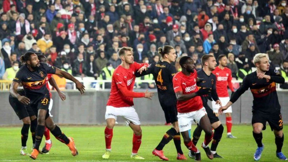 Galatasaray ile Sivasspor 32. randevuda