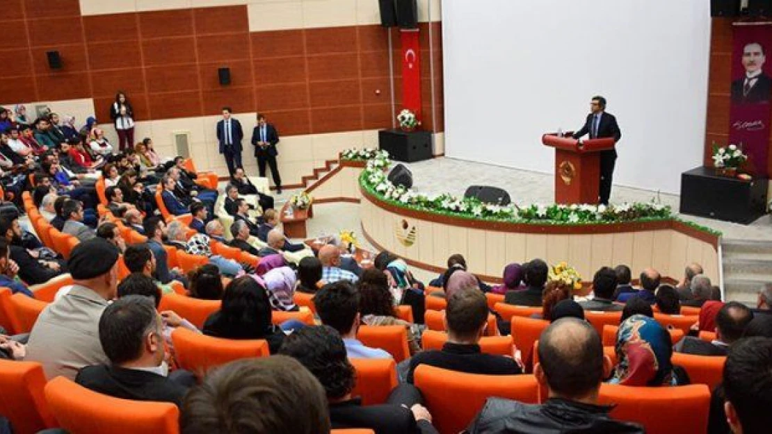 'Gençlik yeni anayasa istiyor'