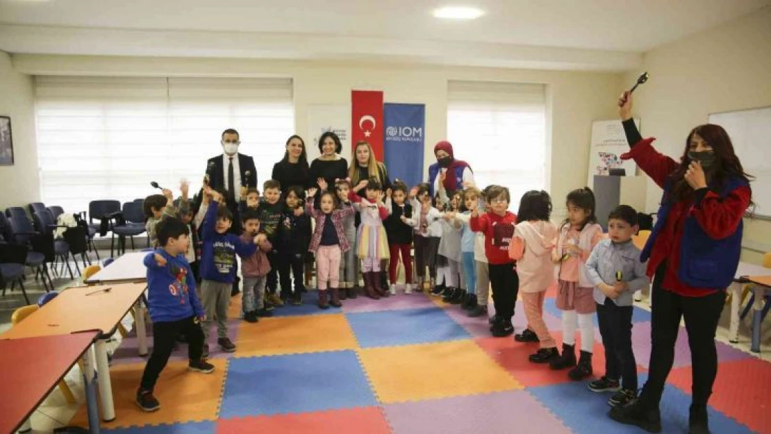 Göçmen çocuklar yaşıtlarıyla kaynaştı