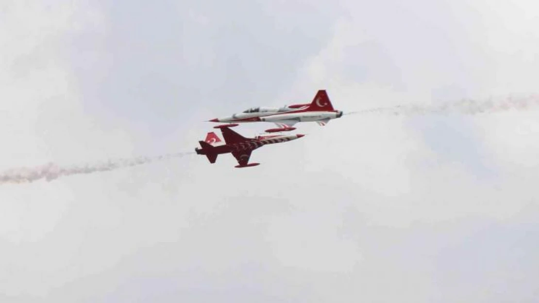 Gökbey, Atak ve Türk Yıldızları hayran bıraktı