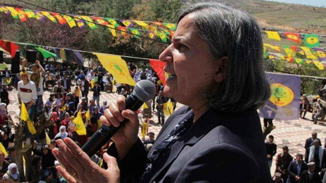 Gültan Kışanak'tan PKK'ya çağrı: Direnin, Ruslar yardıma geliyor