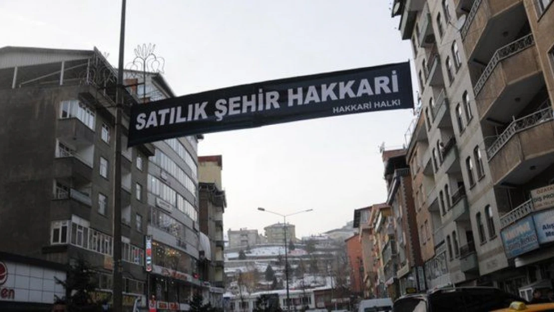 Hakkari'de il merkezinin taşınmasına 'satılık şehir' tepkisi