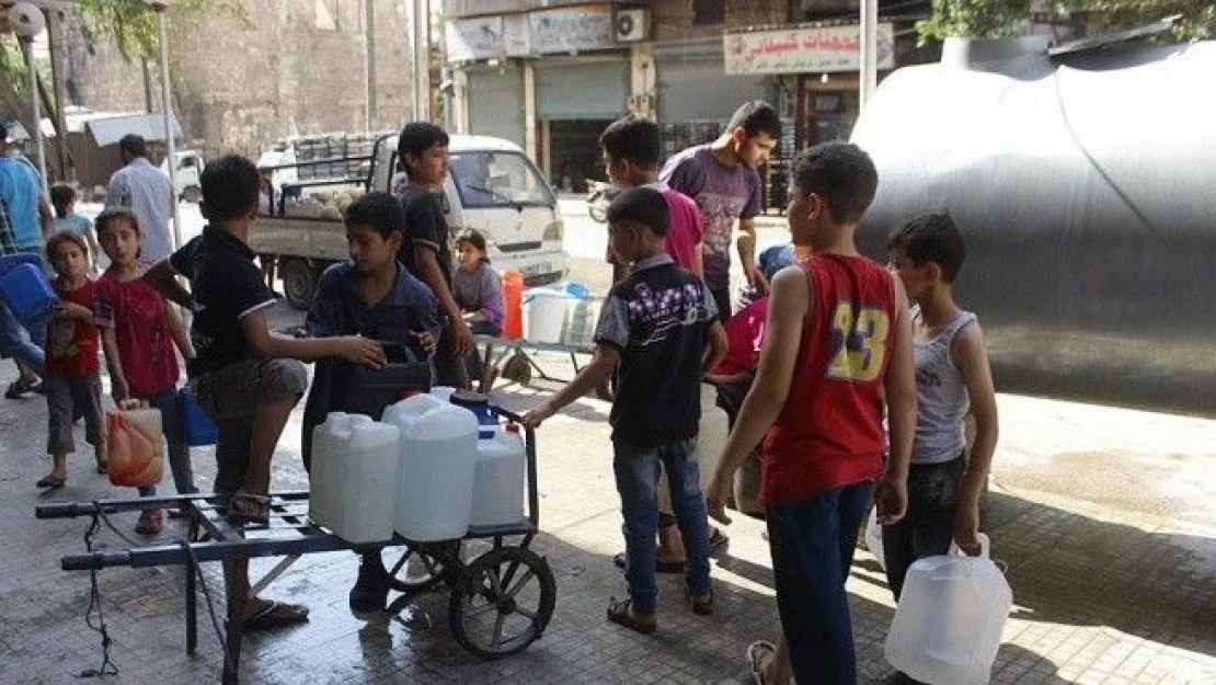 'Halep'teki hava saldırısı 3,5 milyon Suriyeliyi susuz bıraktı'