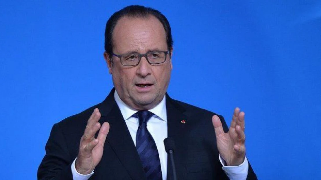 Hollande'den isyan: Putin bizim değil, Esed'in müttefiki 