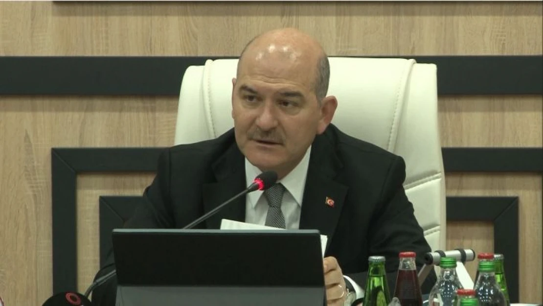 Soylu: 'Yüz bin kişi başına düşen trafik kazası can kaybında 2015'te 9.6'dan 2021 sonu itibarıyla 5.7 - 6 bandına geldi'