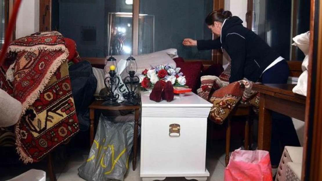 İcra memurlarının 'yanlış adreste tahliye' iddiası