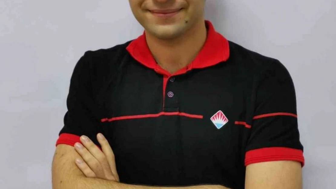 İki sınıf arkadaşı MIT yolcusu