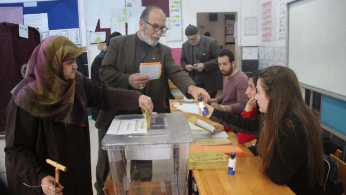Cumhur İttifakı düğmeye bastı: Seçim barajı yüzde 7'ye düşüyor