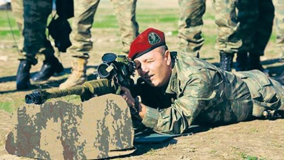 İngiliz medyasında 'bordo bereli' paniği