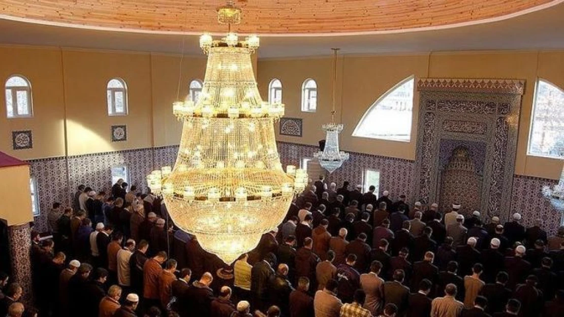 İskandinav ülkelerinde 2 saat içinde 3 vakit namaz