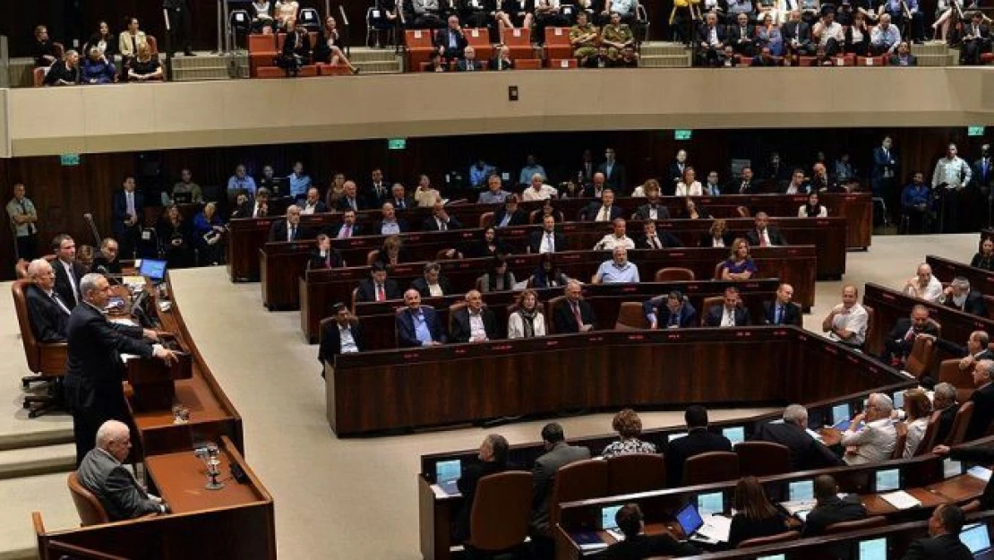 'İsrail ülkedeki Arap liderleri baskıyla susturmaya çalışıyor'