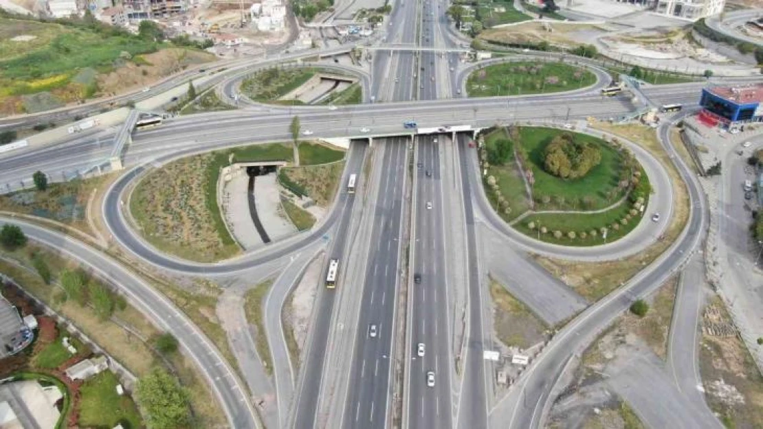 İstanbul'da bayramın ilk gününde yollar boş kaldı