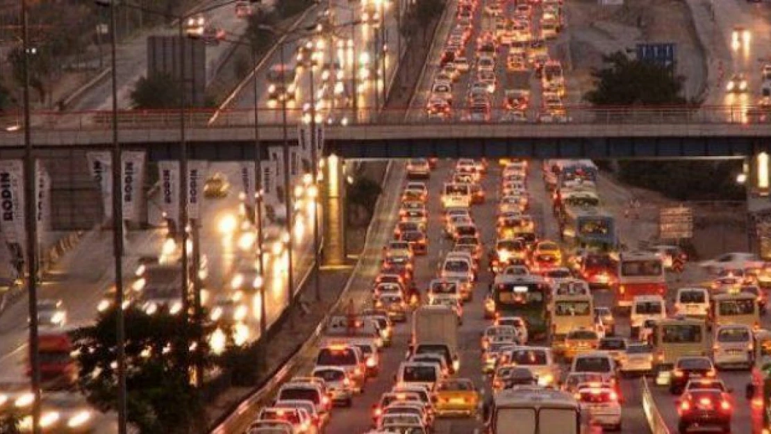 İstanbul'da trafik durma noktasında