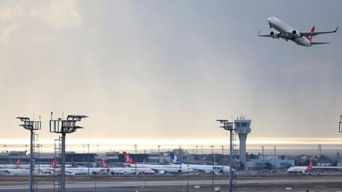 İstanbul'da 200'den fazla uçak seferi iptal edildi! İşte THY'nin o uçuşları!