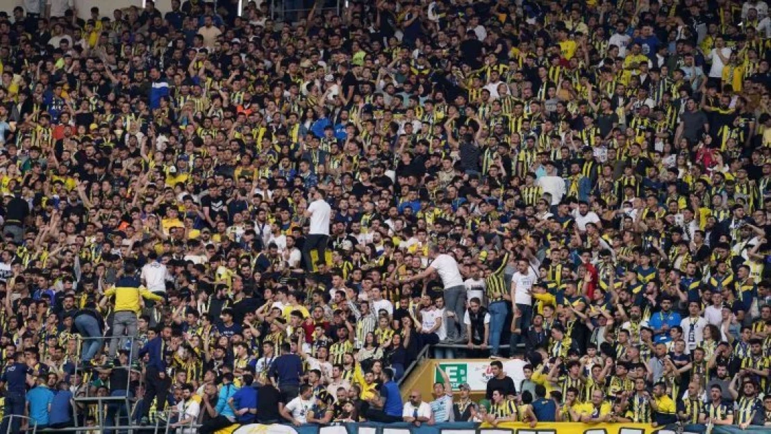 Kadıköy'de tribünler kapalı gişe