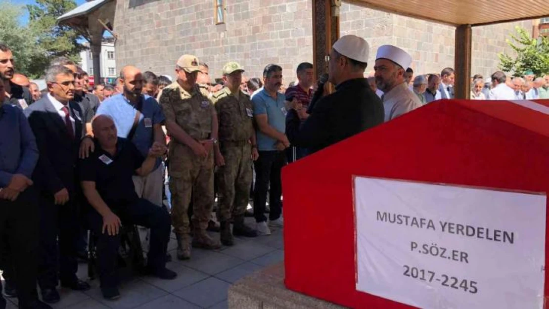 Kalp krizi geçirerek hayatını kaybeden sözleşmeli er son yolculuğuna uğurlandı