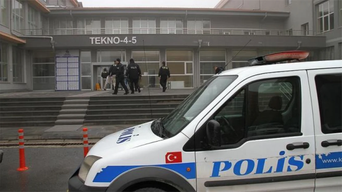 Kayseri'de FETÖ/PDY'nin 'memur' ayağına operasyon