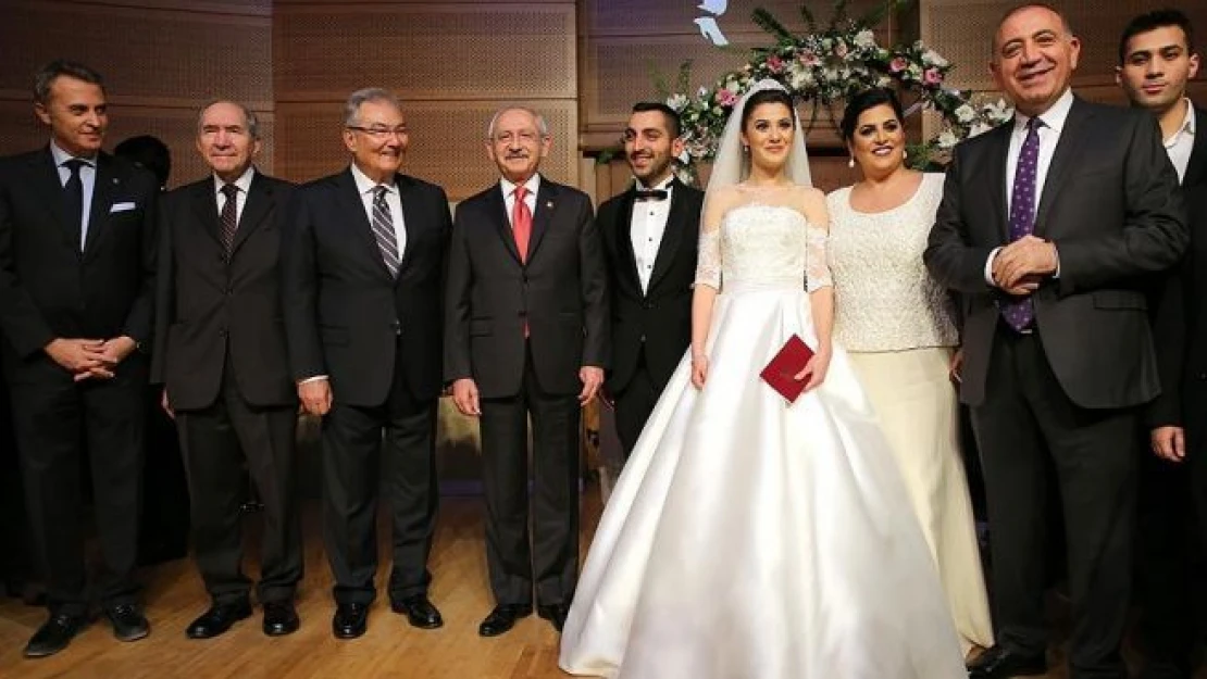 Kılıçdaroğlu nikah şahitliği yaptı