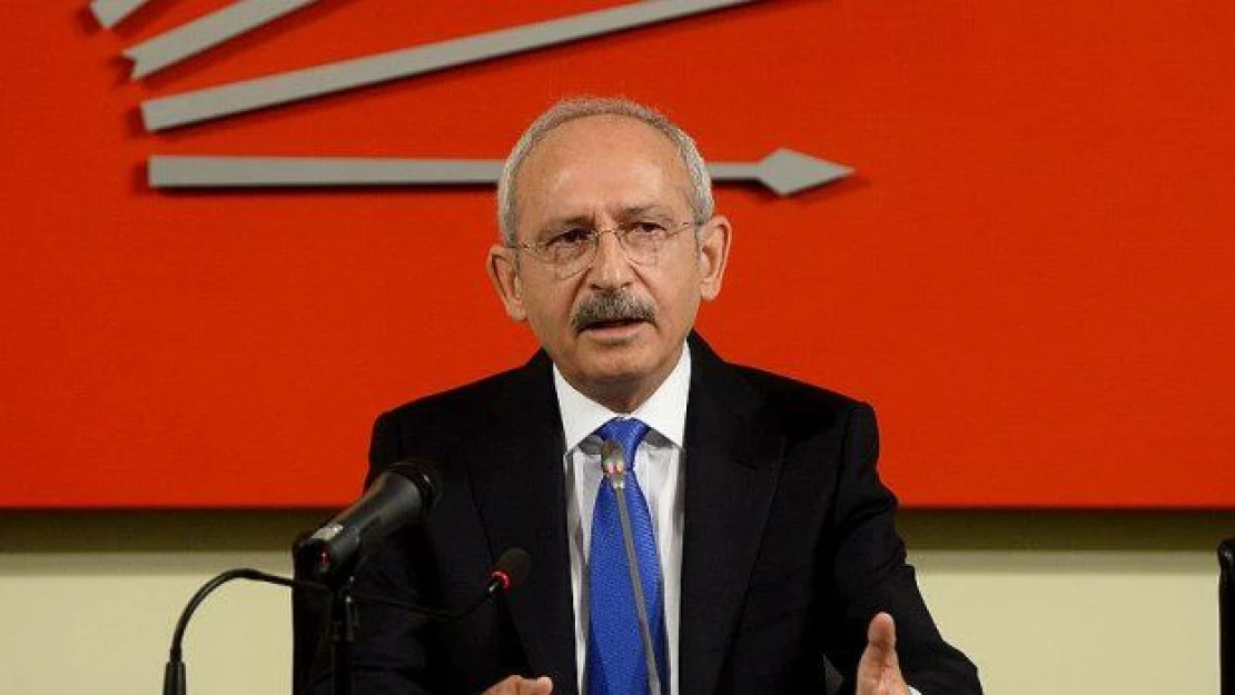 Kılıçdaroğlu şehit ailesine taziye ziyaretinde bulundu