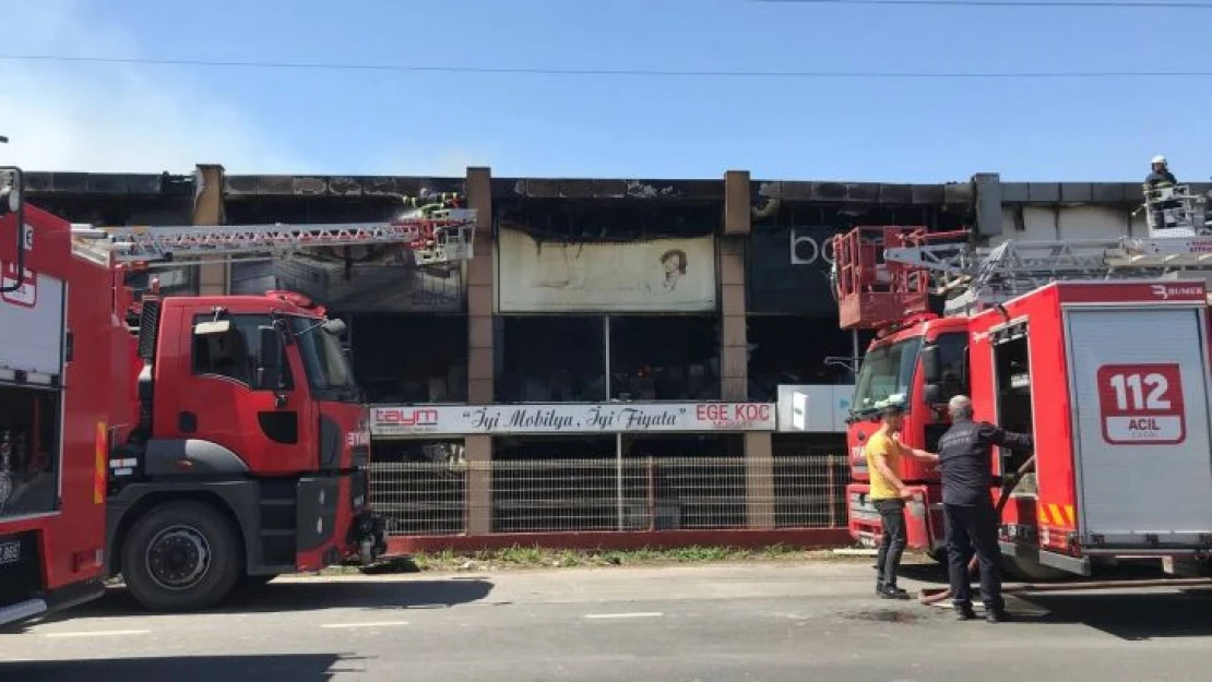 Kırklareli'ndeki yangında mobilya fabrikası kullanılamaz hale geldi