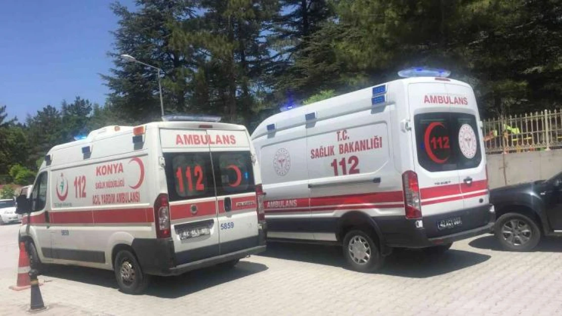 Konya'da iki otomobil çarpıştı: 3 yaralı