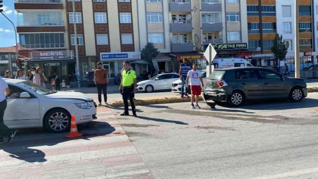 Konya'da zincirleme trafik kazası: 3 yaralı