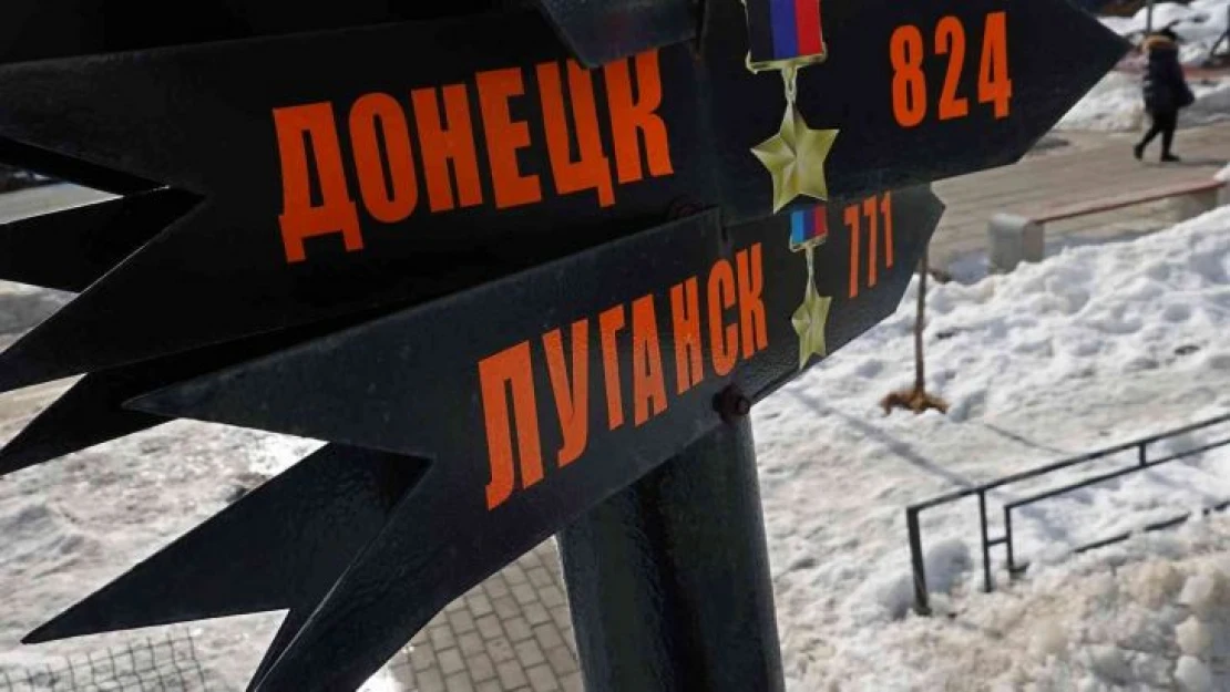 Luhansk'ta ayrılıkçılar Rusya'ya katılmak için referandum düzenleyecek
