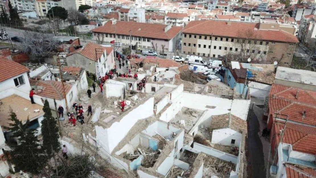 Manisa'da deprem tatbikatı gerçeği aratmadı