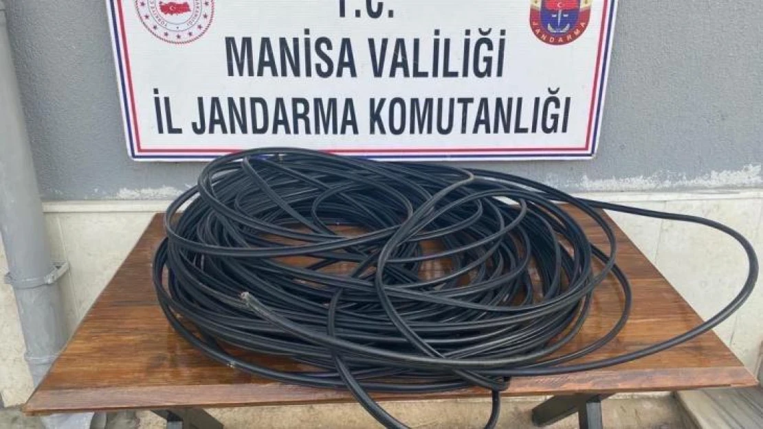 Manisa'da kablo hırsızı suçüstü yakalandı