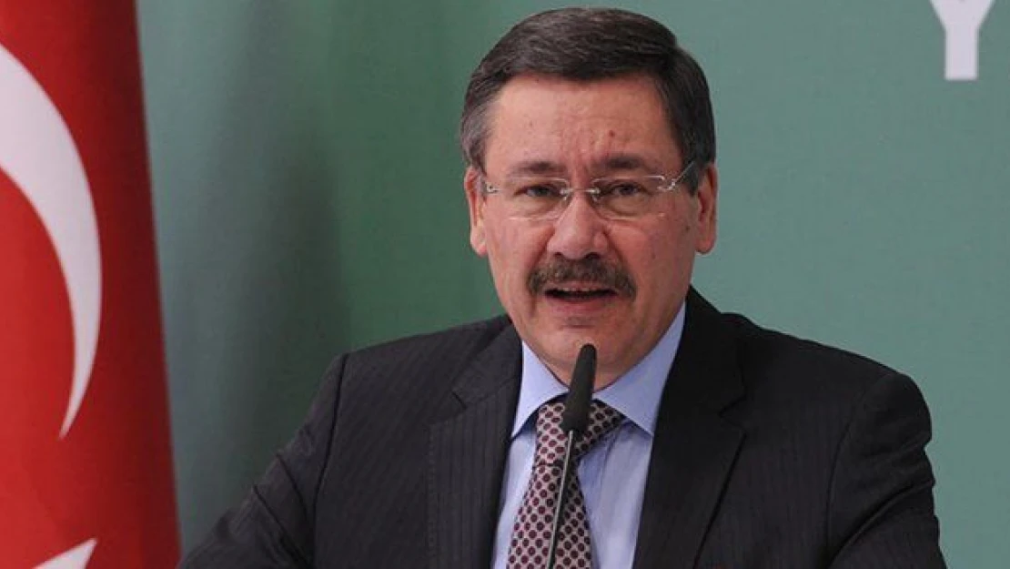 Melih Gökçek: Bu adam hakem makem değil