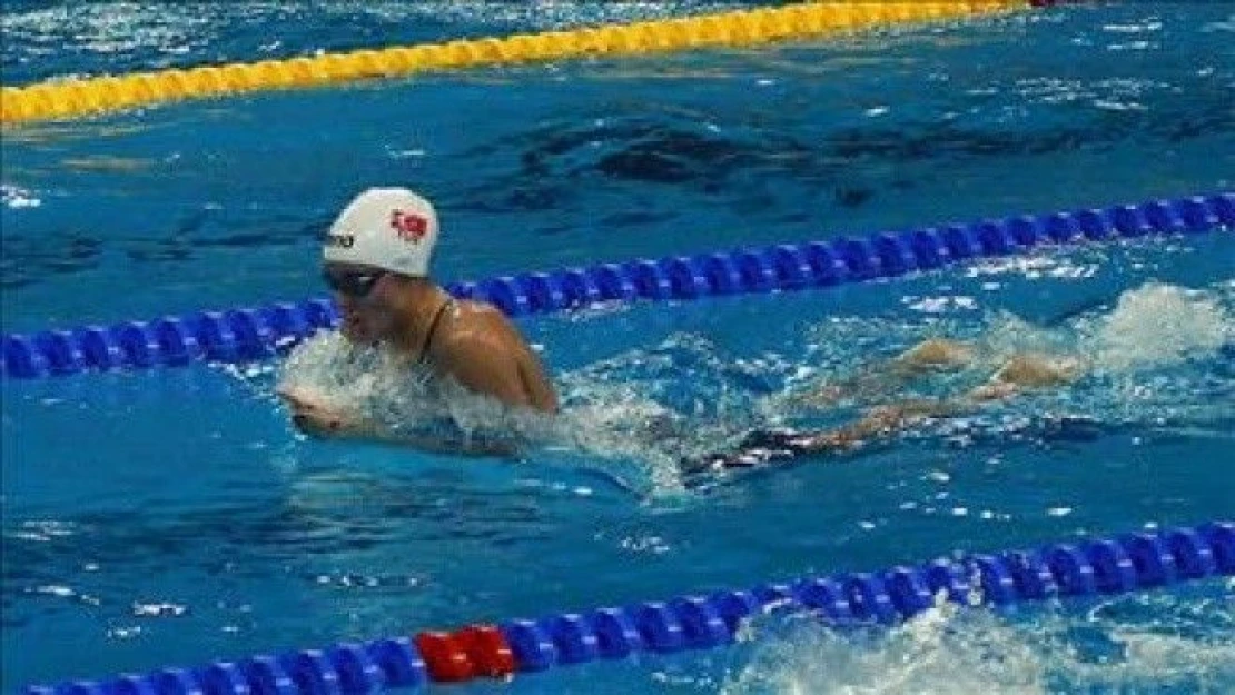 Milli yüzücü Güneş'ten ikinci madalya