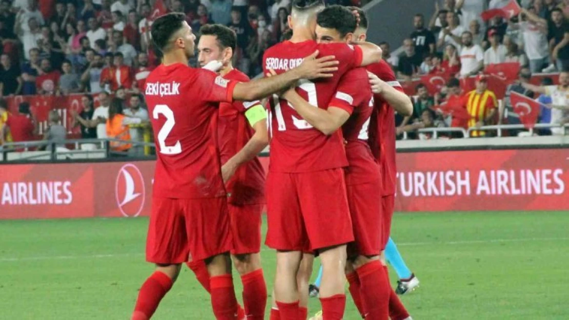 Milliler, 4'te 4 yaptı
