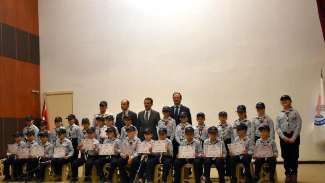 Minik izcilerden müthiş performans