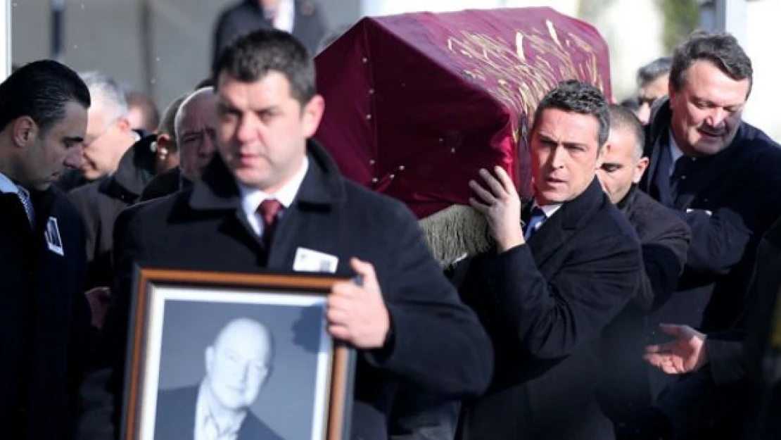 Mustafa Koç Osmanlı sancağı ile  son yolculuğuna uğurlandı